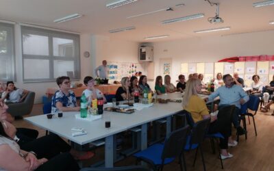 Fokus grupa u Osnovnoj školi Josipa Antuna Ćolnića u Đakovu u sklopu provedbe Eksperimentalnoga programa „OSNOVNA ŠKOLA KAO CJELODNEVNA ŠKOLA: Uravnotežen, pravedan, učinkovit i održiv sustav odgoja i obrazovanja“