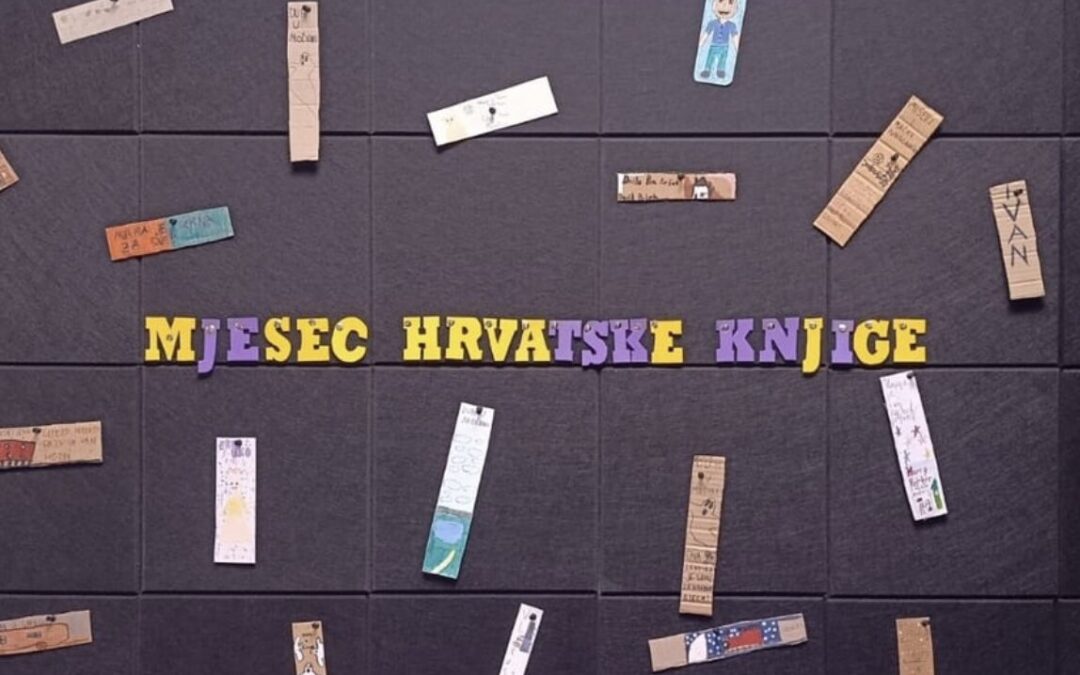 Kreativne ruke naših petaša: Izrada straničnika povodom Mjeseca hrvatske knjige