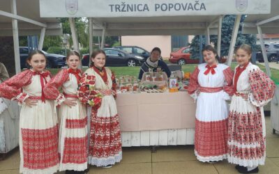 Učenička zadruga Zora na Danima kruha u Popovači